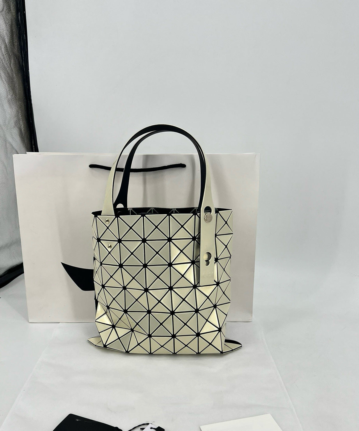 Women's Rhombus Seven Cells Matte Metal Color Tote Bag