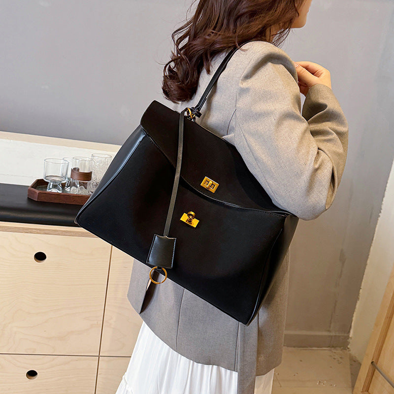 Women's Portable Niche Idle Style Suede Large Lock