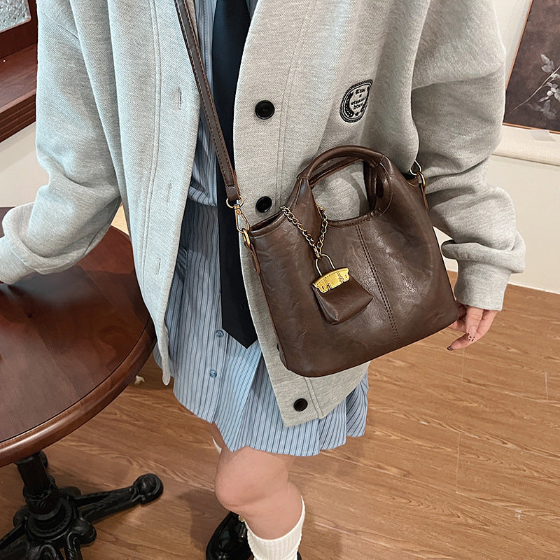 Women's High-grade Bright Leather Bride Wedding Underarm Women's Shoulder Bag
