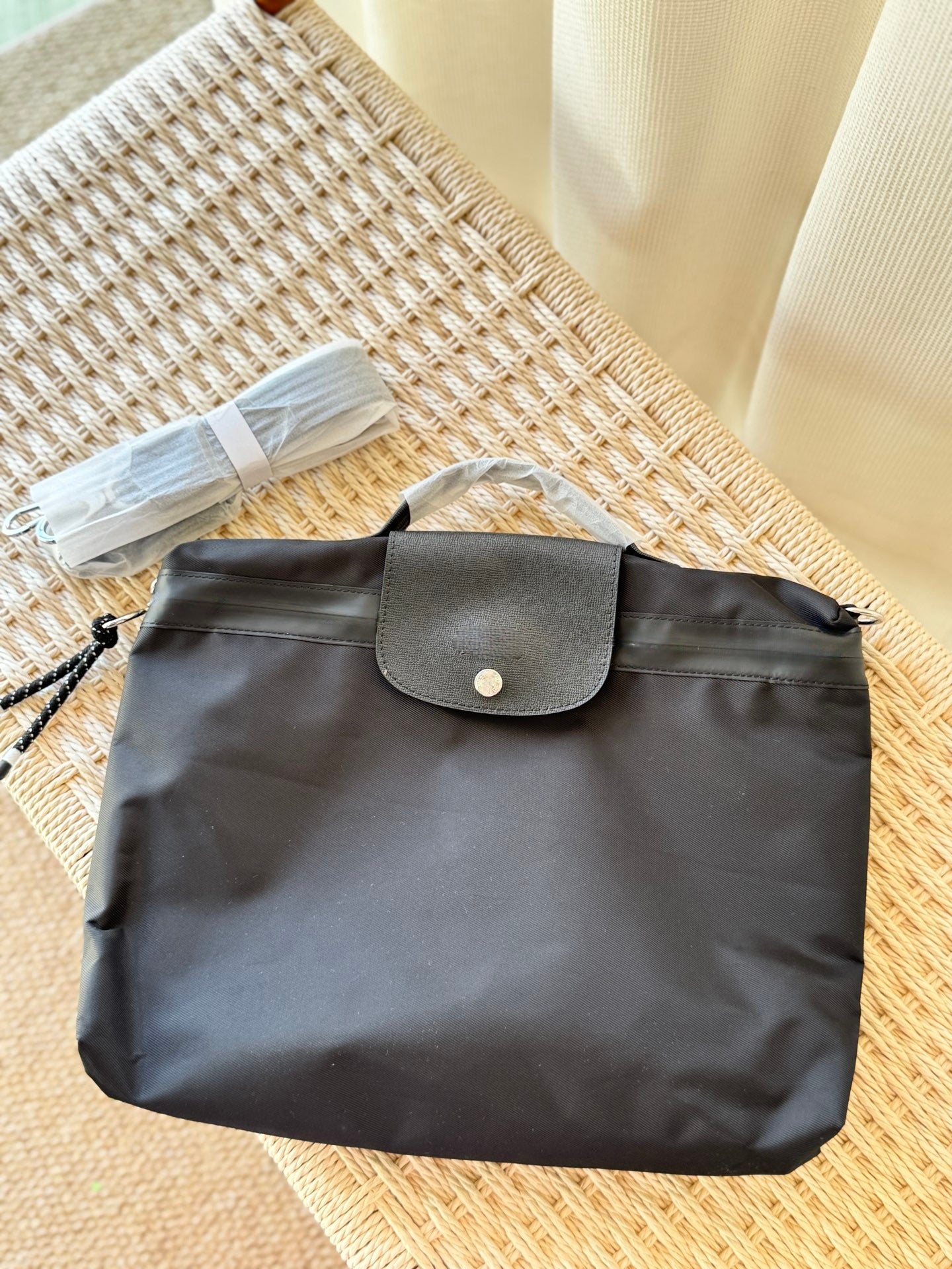 Beautiful Nylon Computer Large Capacity Business Women's Handbag