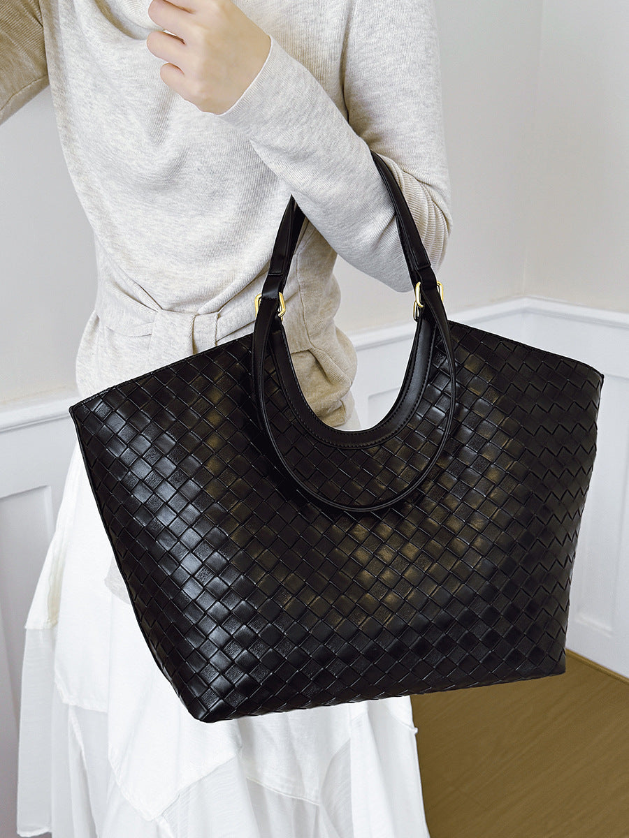 Women's Retro Woven Pattern Simple Large Capacity Fashion Bags