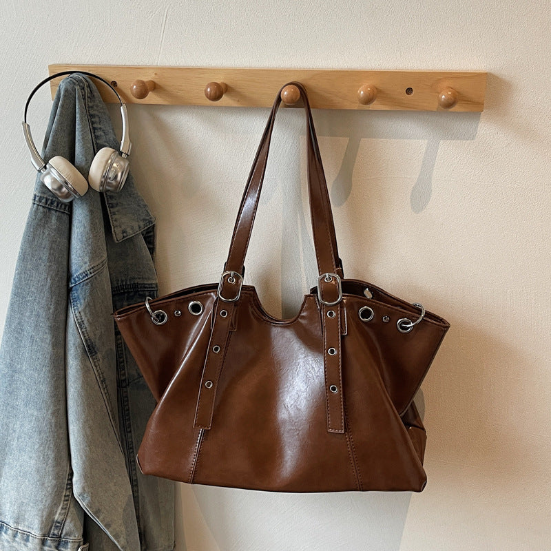 Women's Retro Large Capacity Fashion Commuter Loose Bags