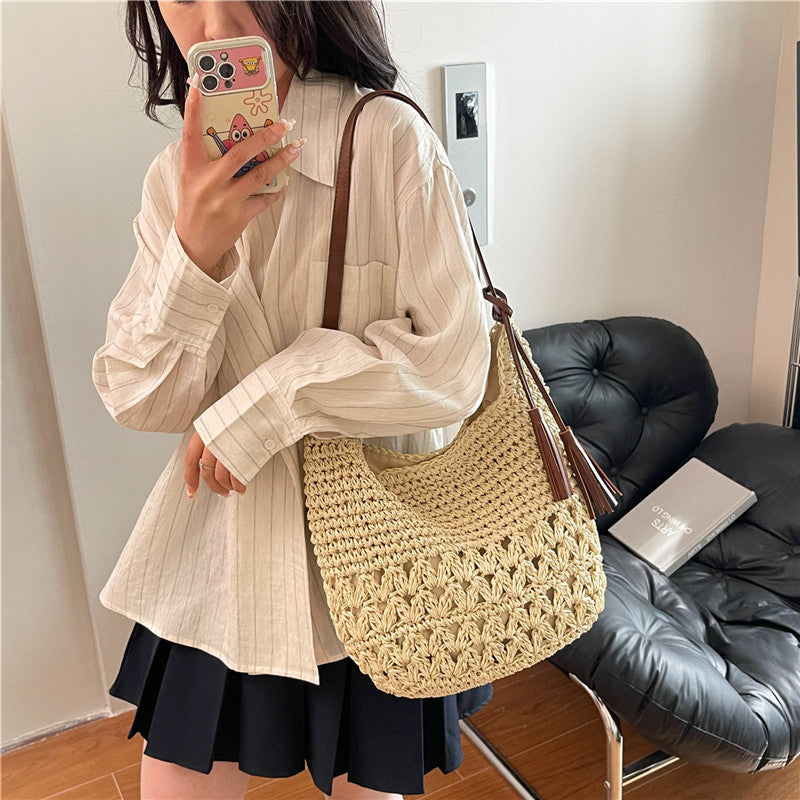 Women's Cute Leisure Vacation Woven Straw Seaside Tassel Tote Bag