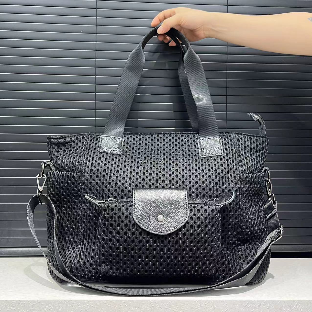 Women's Korean Lightweight Short-distance Mesh Large Capacity Shoulder Bags