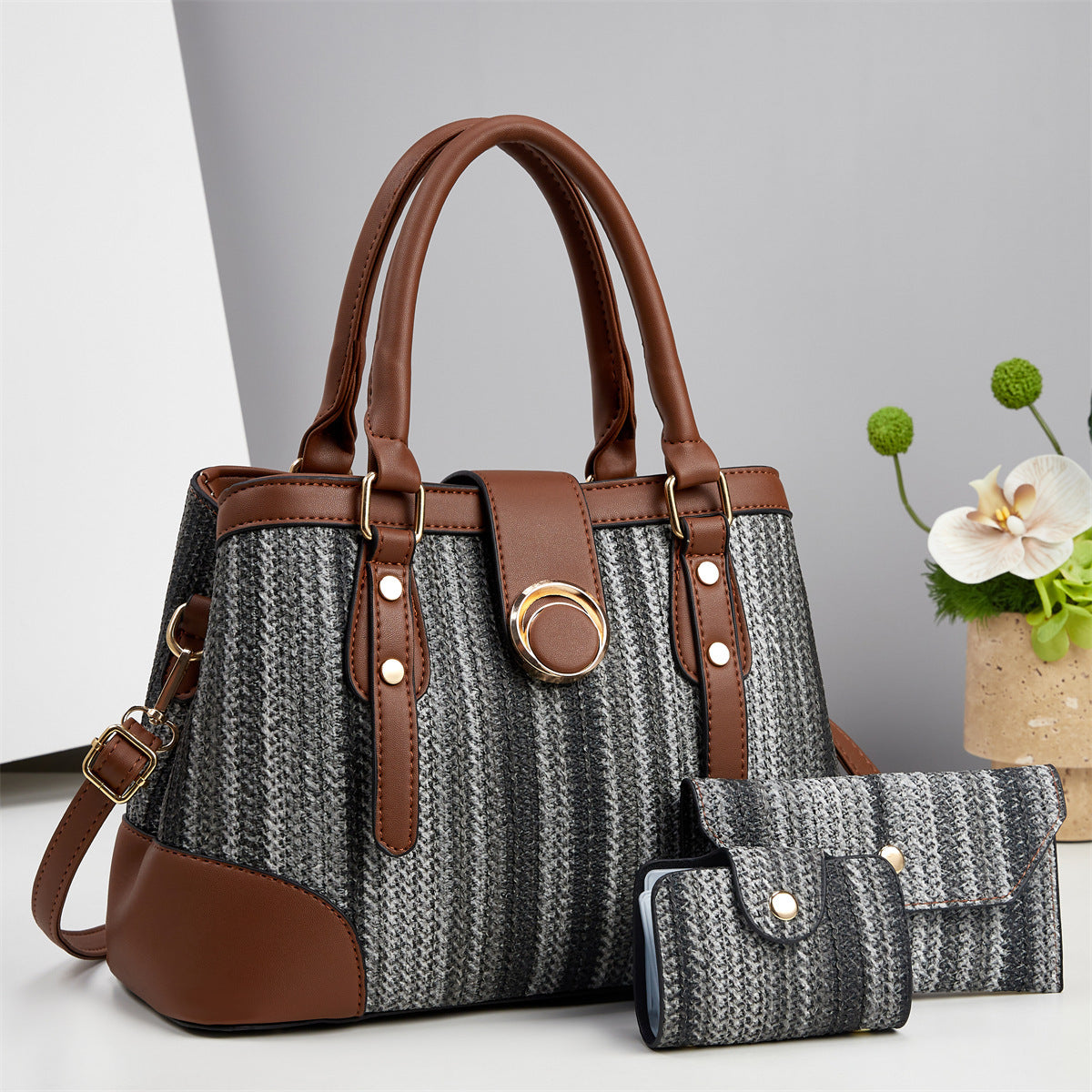 Casual Women's Spring Large Portable Fashion Women's Handbag