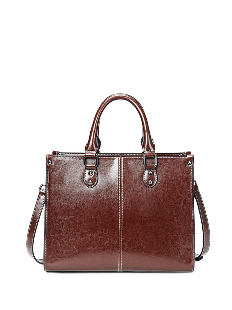 Women's Portable Large Capacity Retro French Commuter Women's Handbag