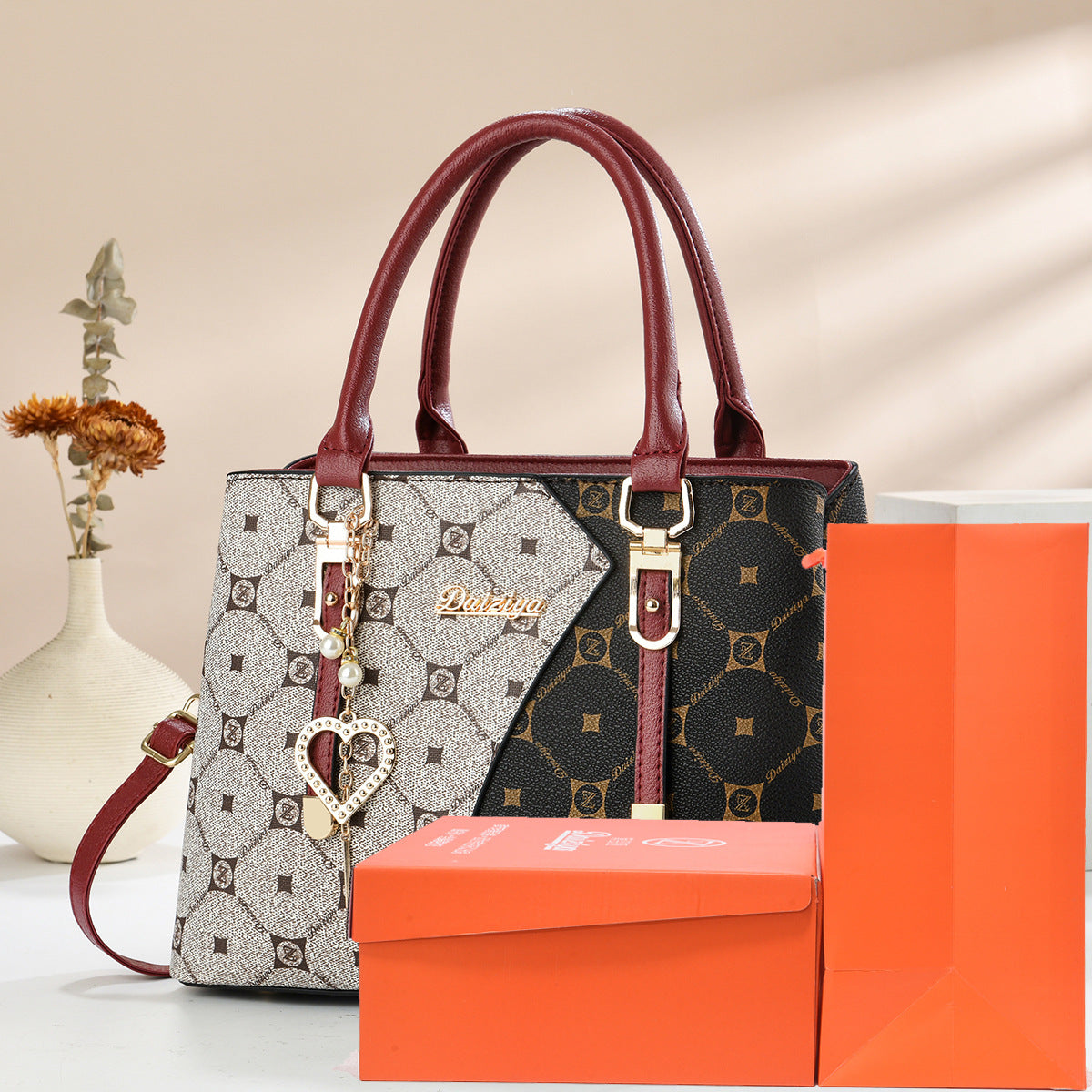 Women's Gift Mother Commuter Fashion Large Capacity Women's Handbag