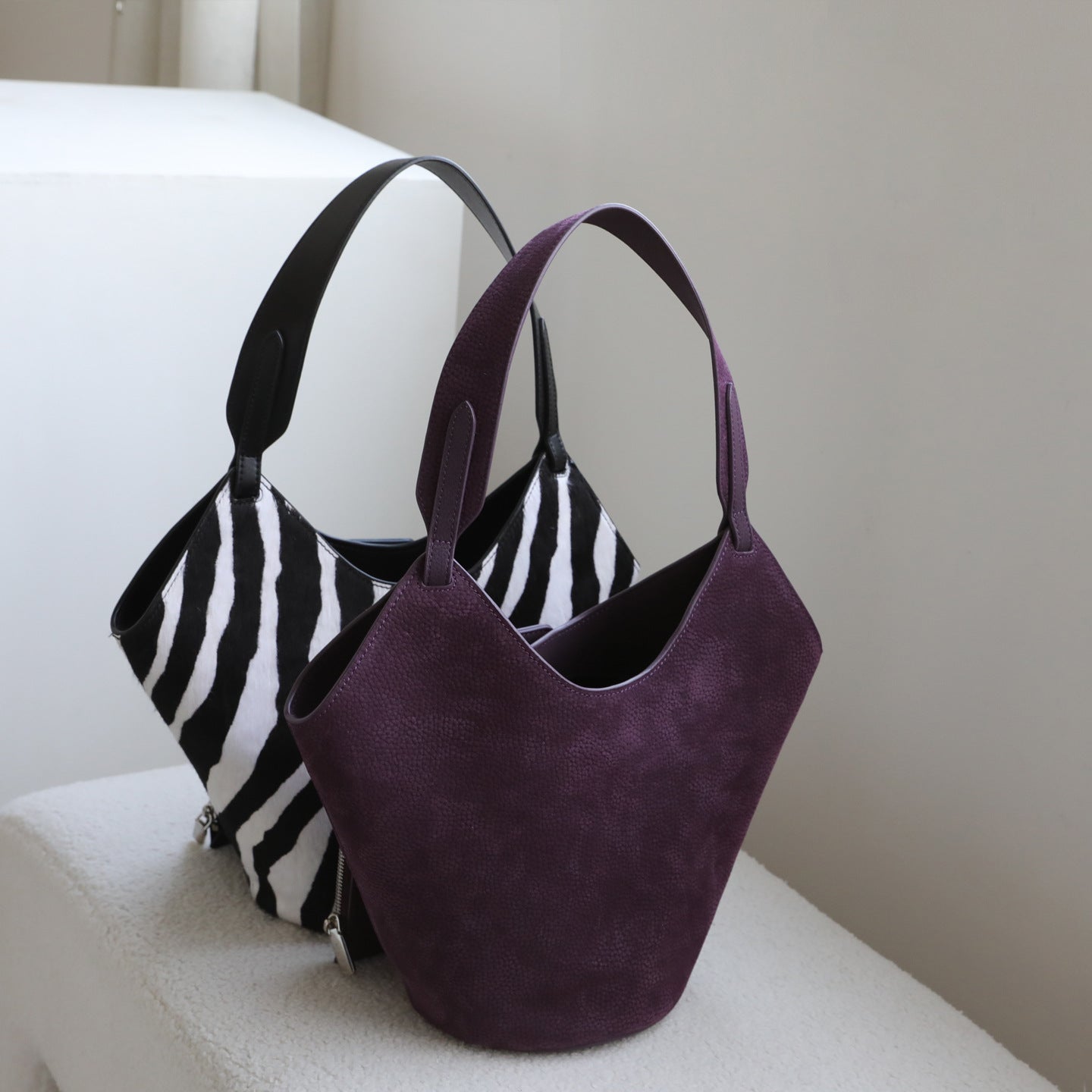 Women's Commuter Fashion Frosted Cowhide Portable Simple Large Capacity Bags