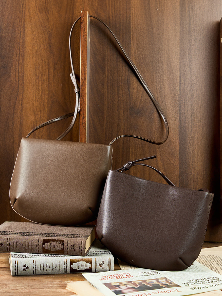 Women's Saddle Simple Commute High-grade Summer Versatile Genuine Leather Women's Messenger Bag