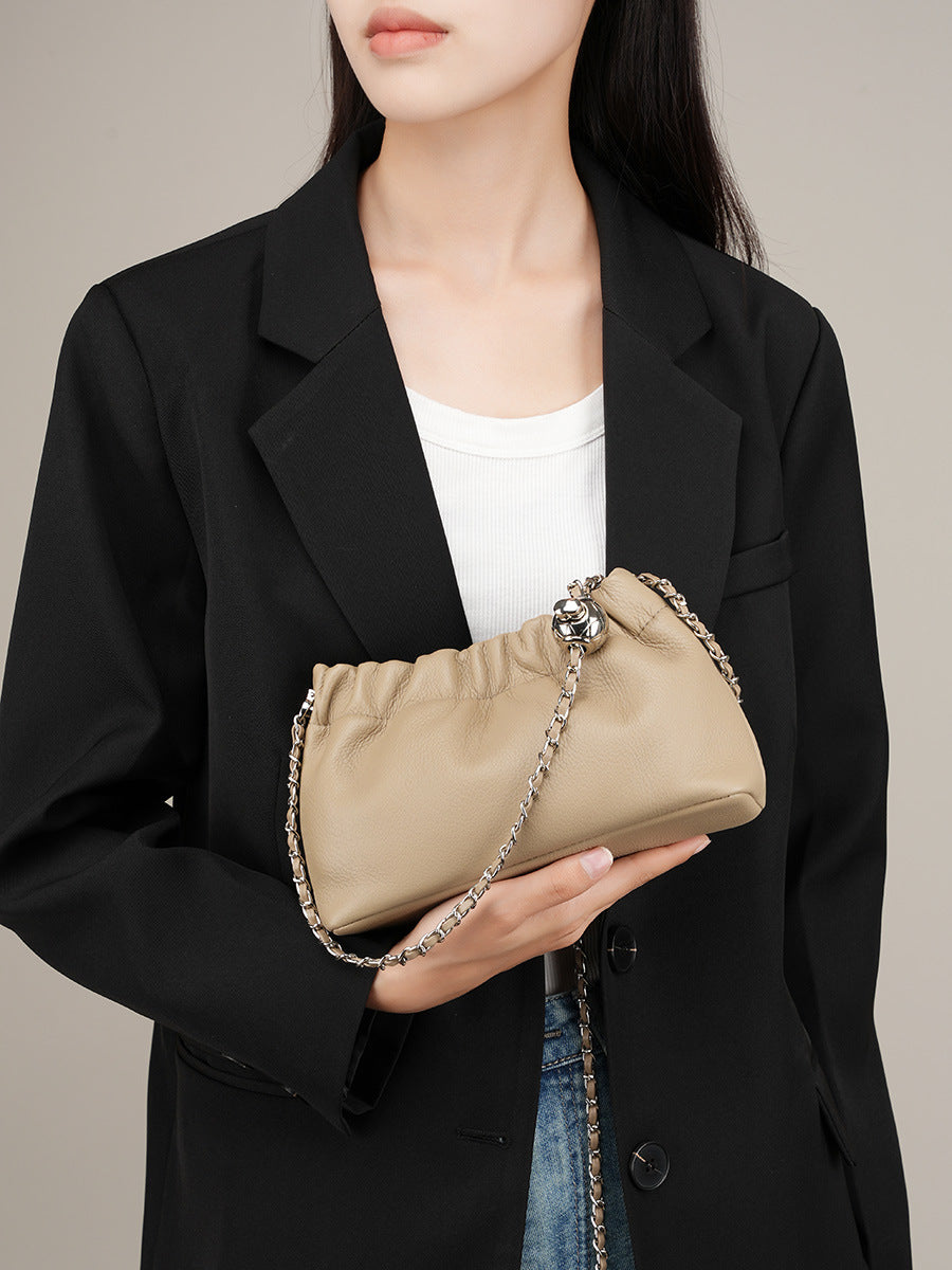 Women's Popular Chain Underarm High-grade Cloud Leather Women's Handbag