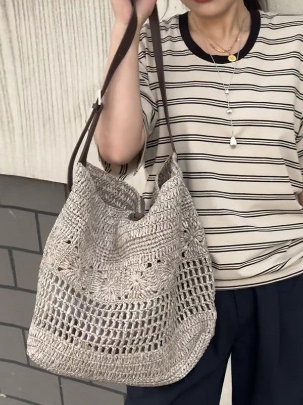 Women's Hand-woven Seaside Holiday Large Capacity Totes Commuting Bags