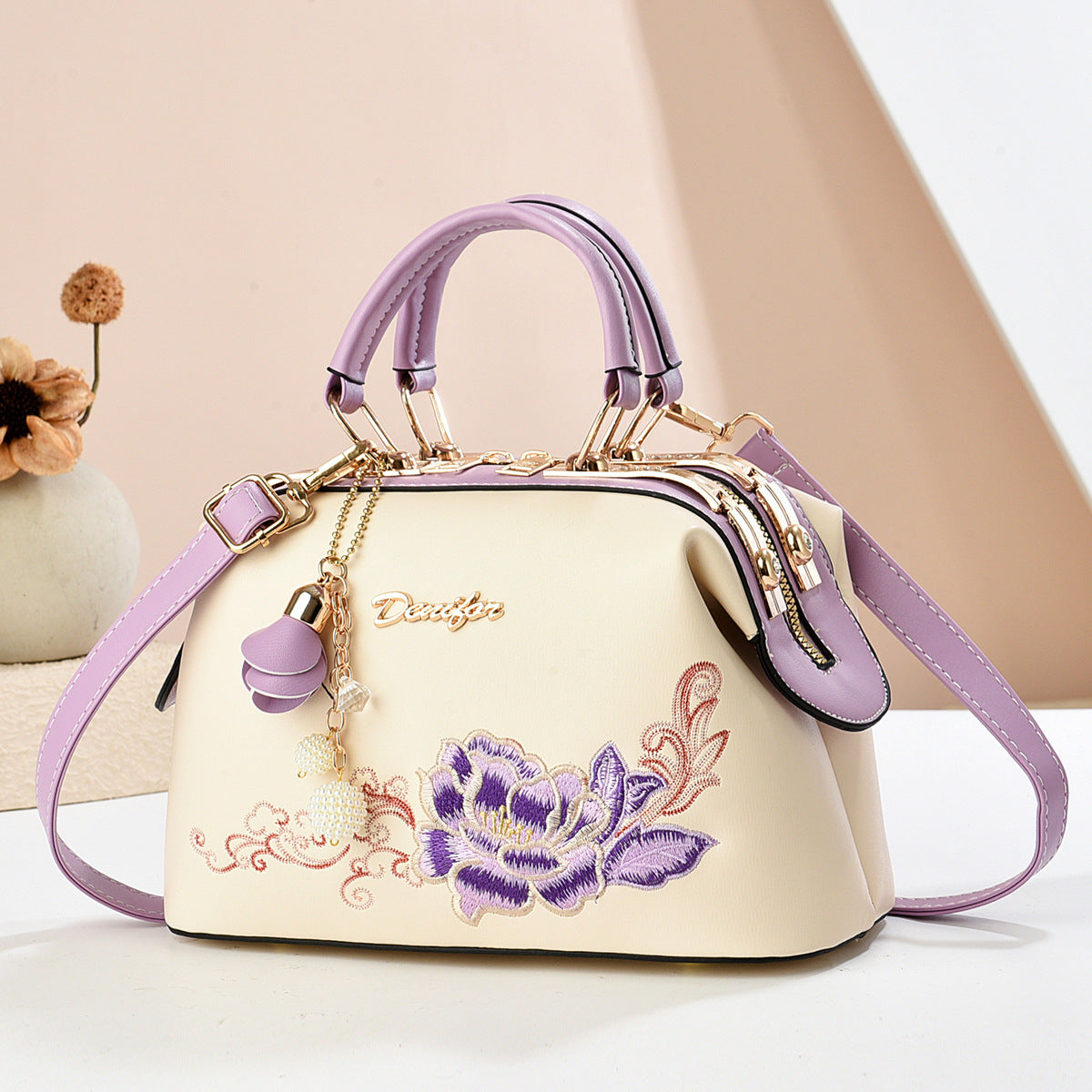 Women's Fashionable Embroidered High-grade Large Capacity Gift Bags