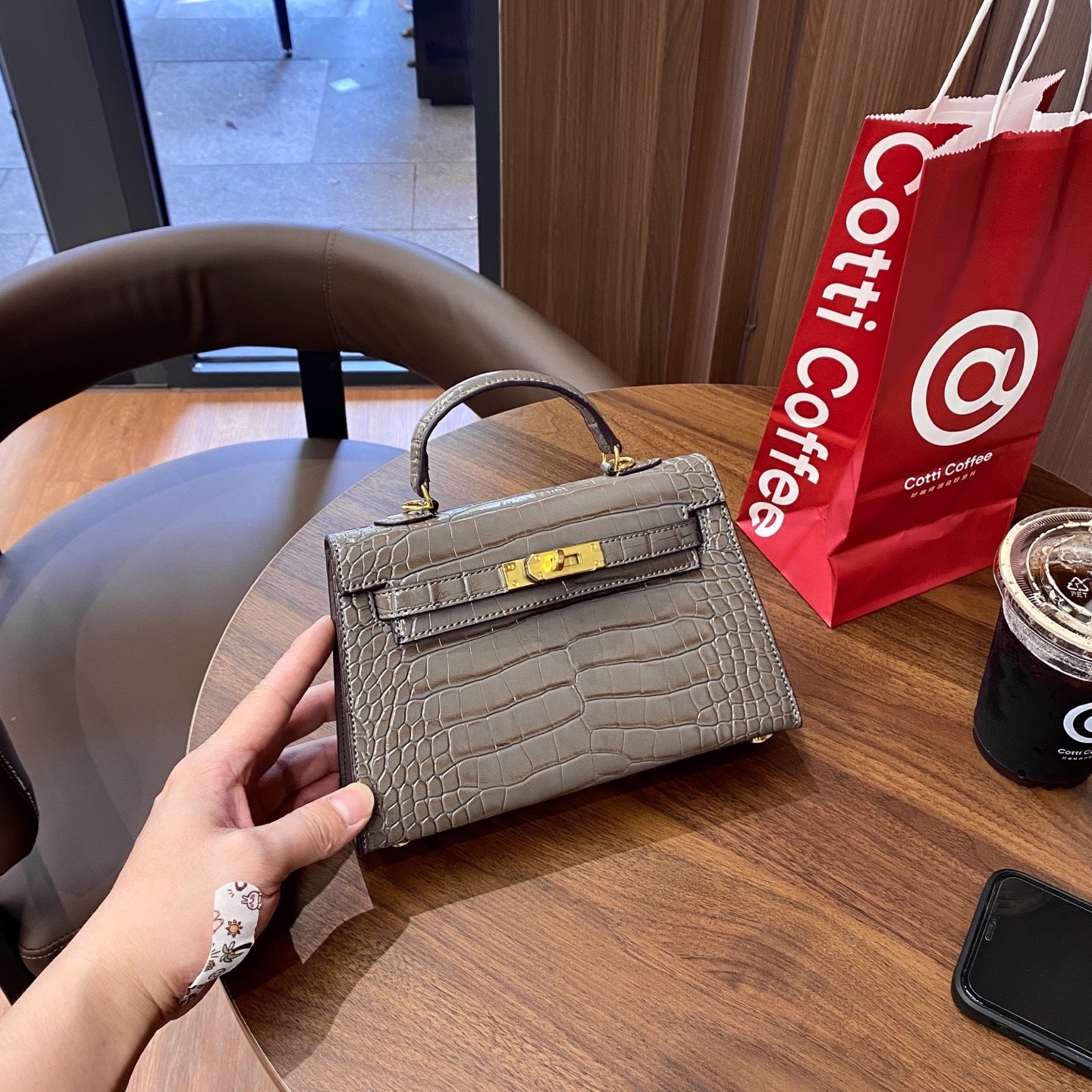 Popular Second Generation Crocodile Pattern Platinum Women's Shoulder Bag
