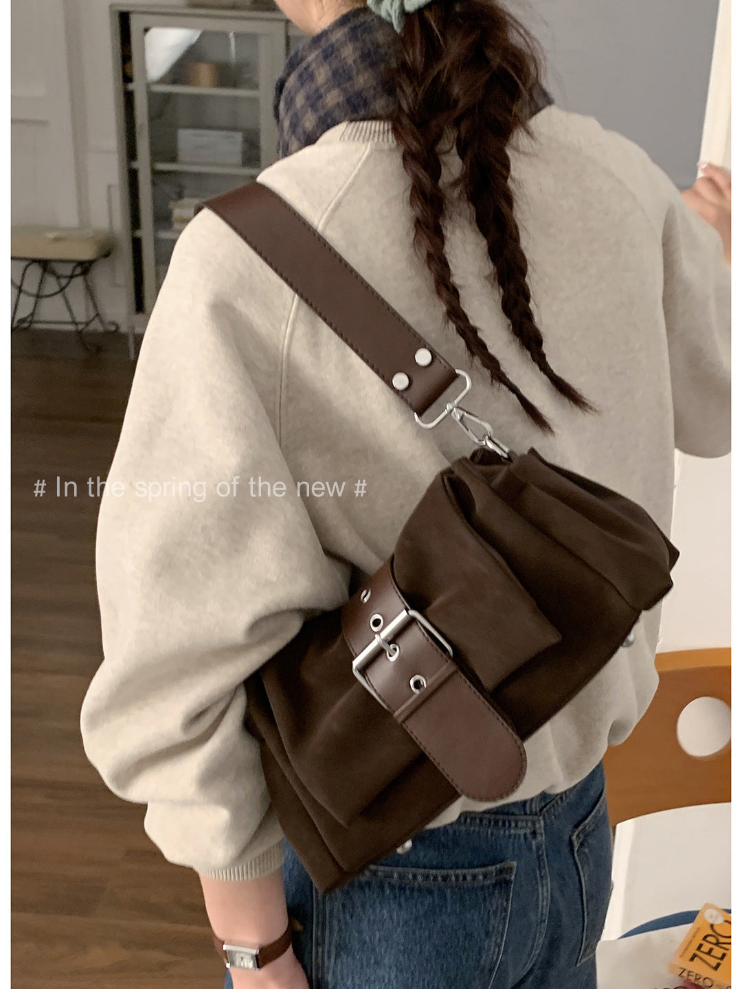 Women's Retro Minority Textured Simple Winter Commuter Underarm Bag