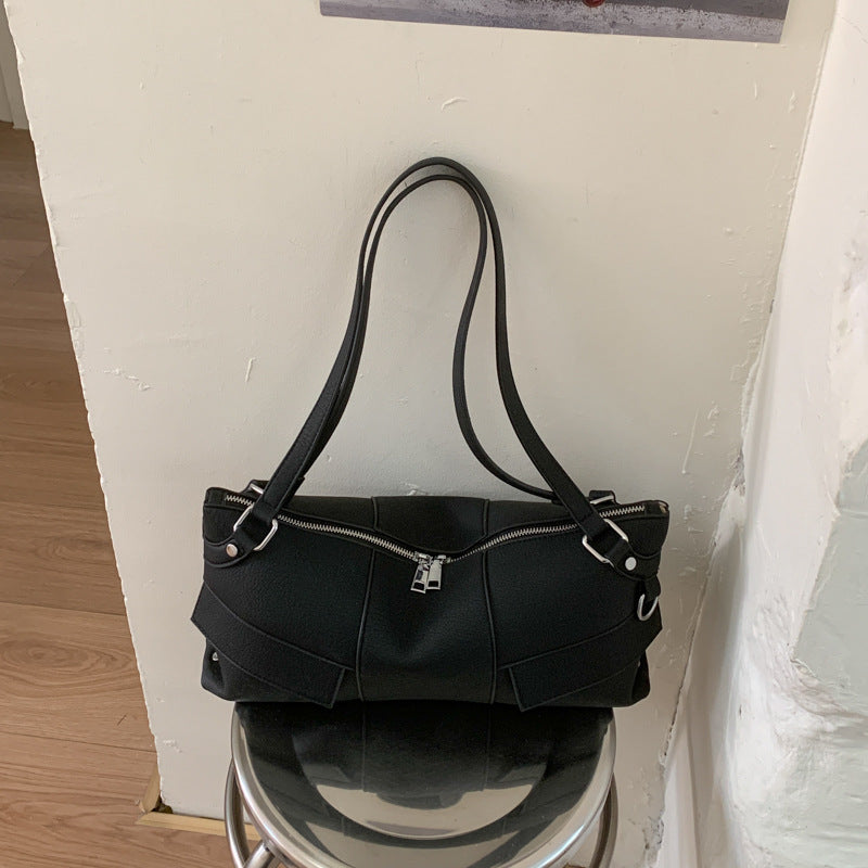 Cool Niche Motorcycle Large Capacity Retro Easy Matching Commuter Fashionable Underarm Bag
