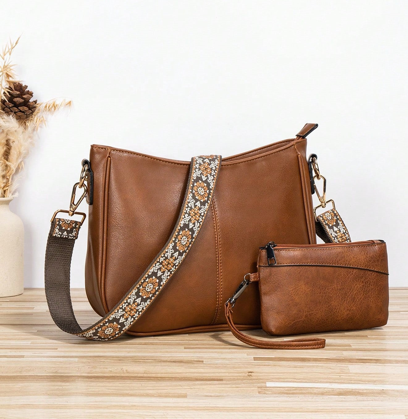 Glamorous Women's Leather Texture Simple Fashion Shoulder Bags