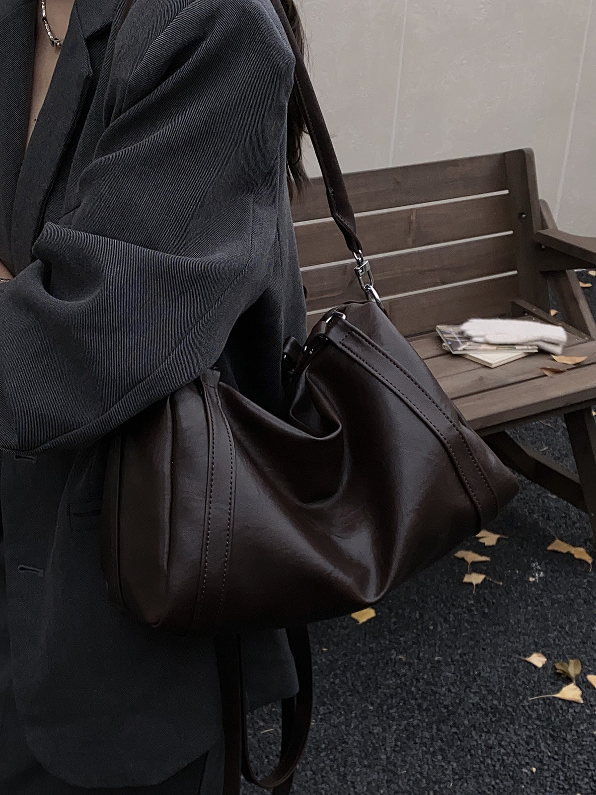 Creative Autumn Niche Vintage Commuter Underarm Tote Bags