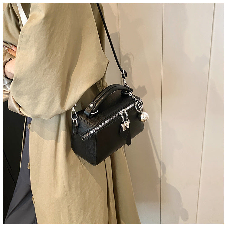 Women's Stylish Good Texture Retro Simple Boston Underarm Bag