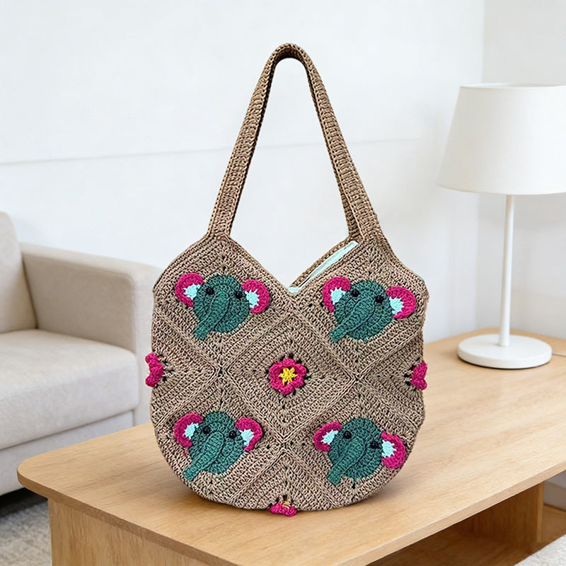 Women's Elephant Head Hand-woven Diamond Plaid Hollow Seaside Women's Messenger Bag