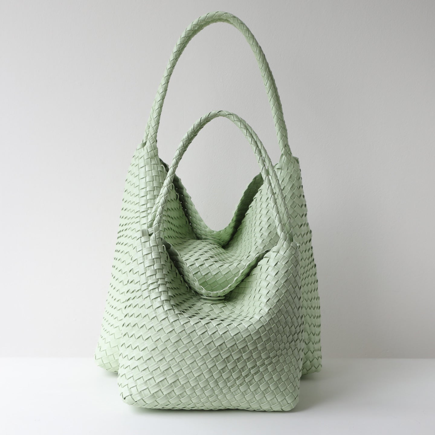 Women's Leather Hand-woven Large Capacity Totes Stylish Bags
