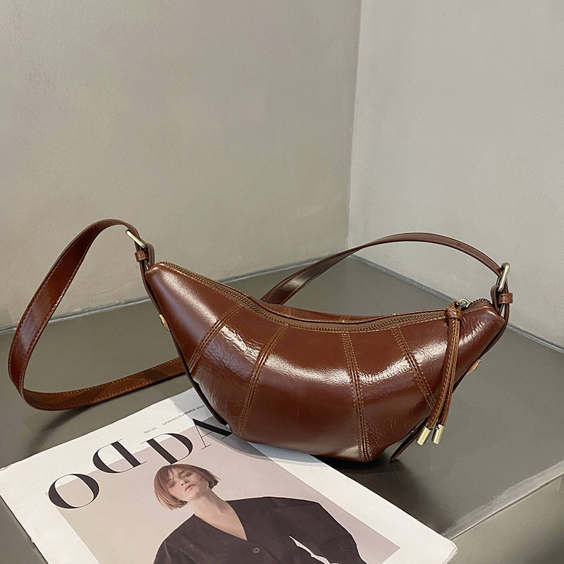 First Layer Cowhide Dumpling Advanced High Horn Sense Niche Crescent Women's Messenger Bag