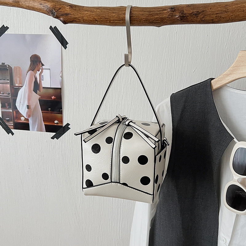 Women's Korean Polka Dot Top Handled Toast Summer Three-dimensional Women's Messenger Bag