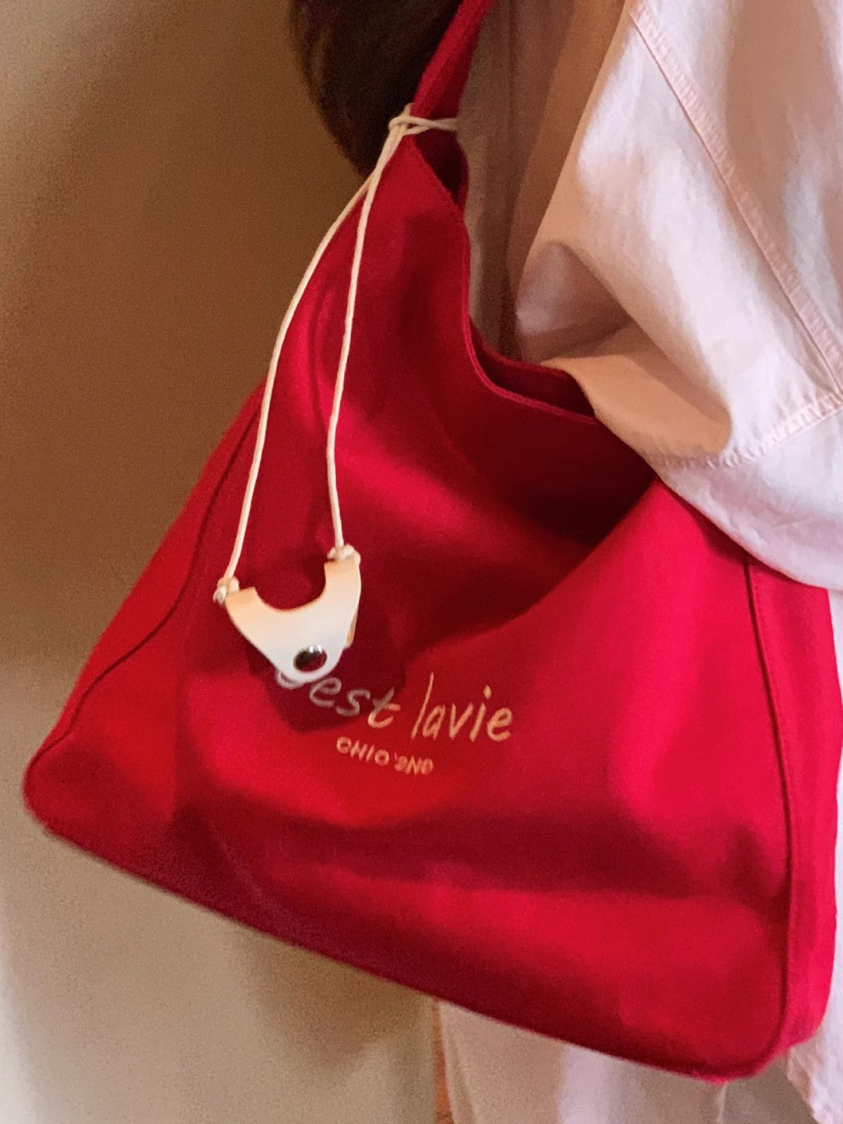 Women's South Wind Neon Sweetheart Red Canvas Bags