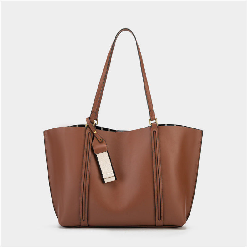 Versatile Fashion Retro Large Capacity Commuter Tote Bag
