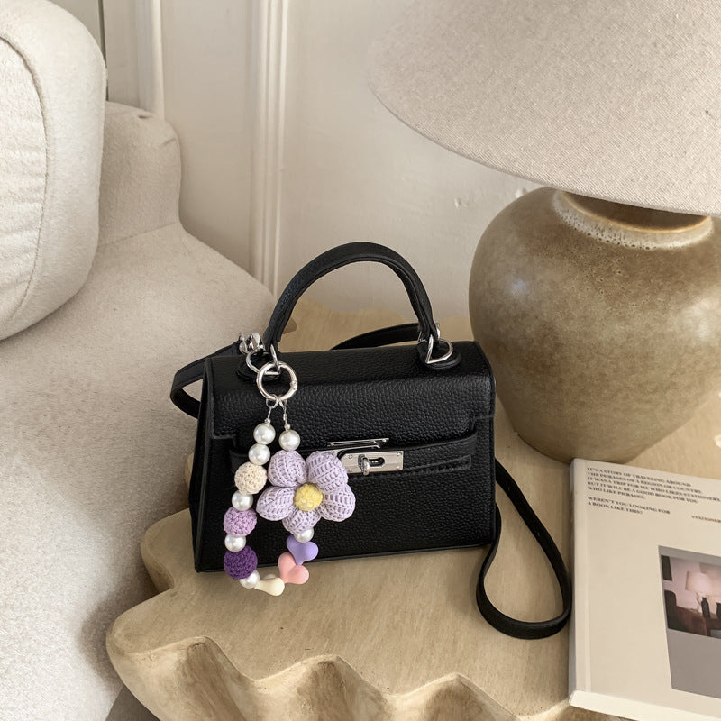 Women's High-grade Retro Early Spring Portable Commuter Women's Shoulder Bag