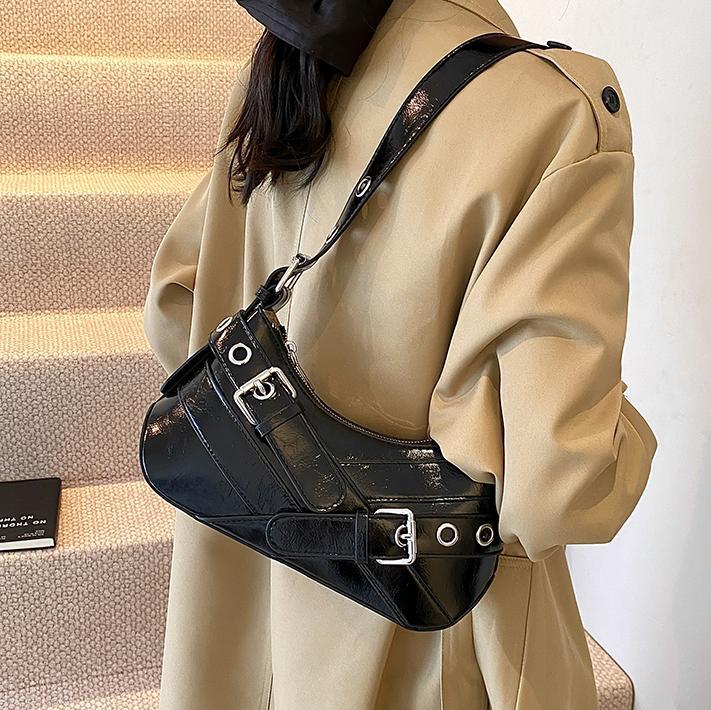 Retro Fashion Korean Style Niche Design Motorcycle Versatile High Underarm Bag
