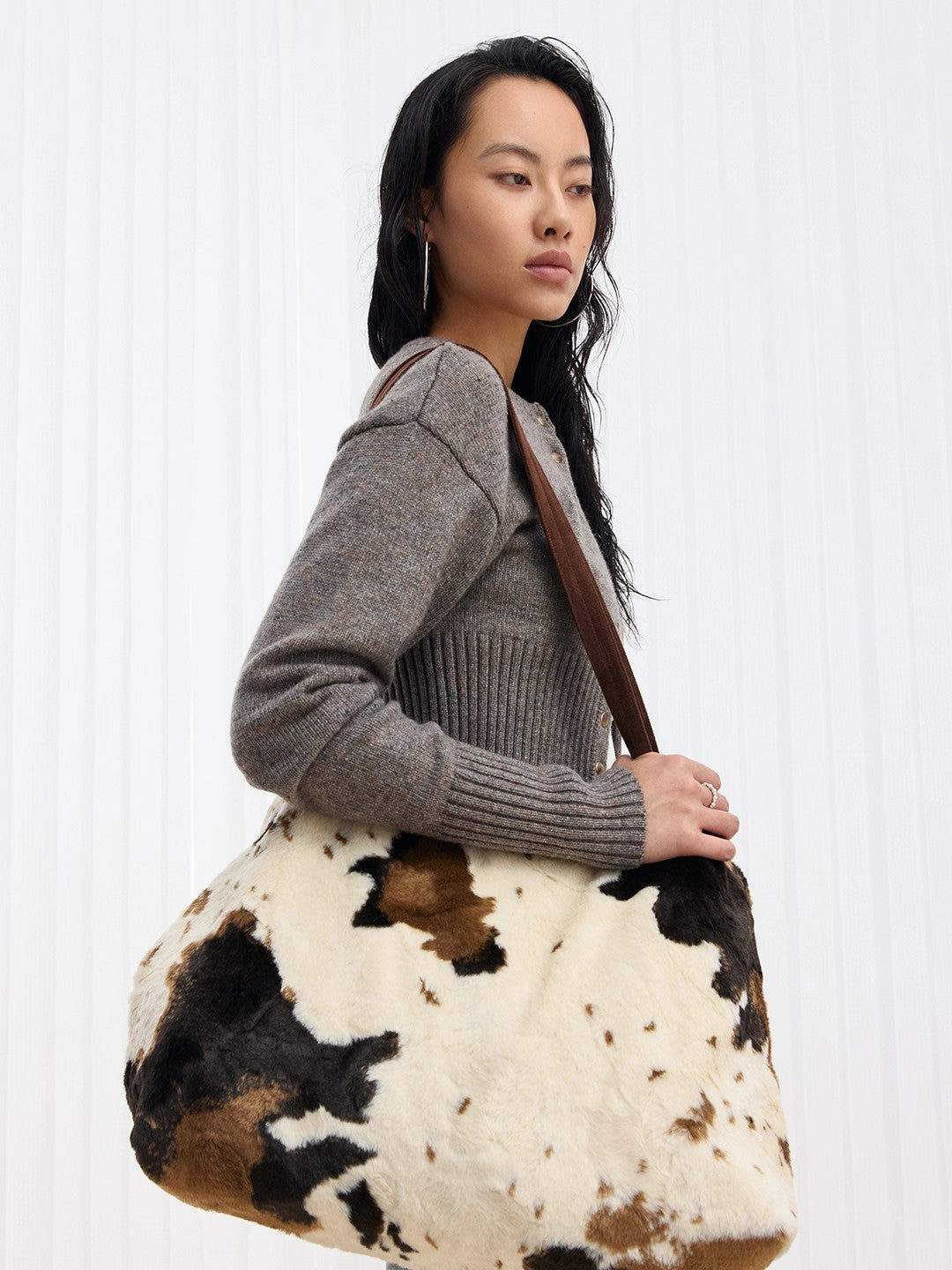 Cows Pattern Furry Warm Large Capacity Lightweight Simple Gym Bags
