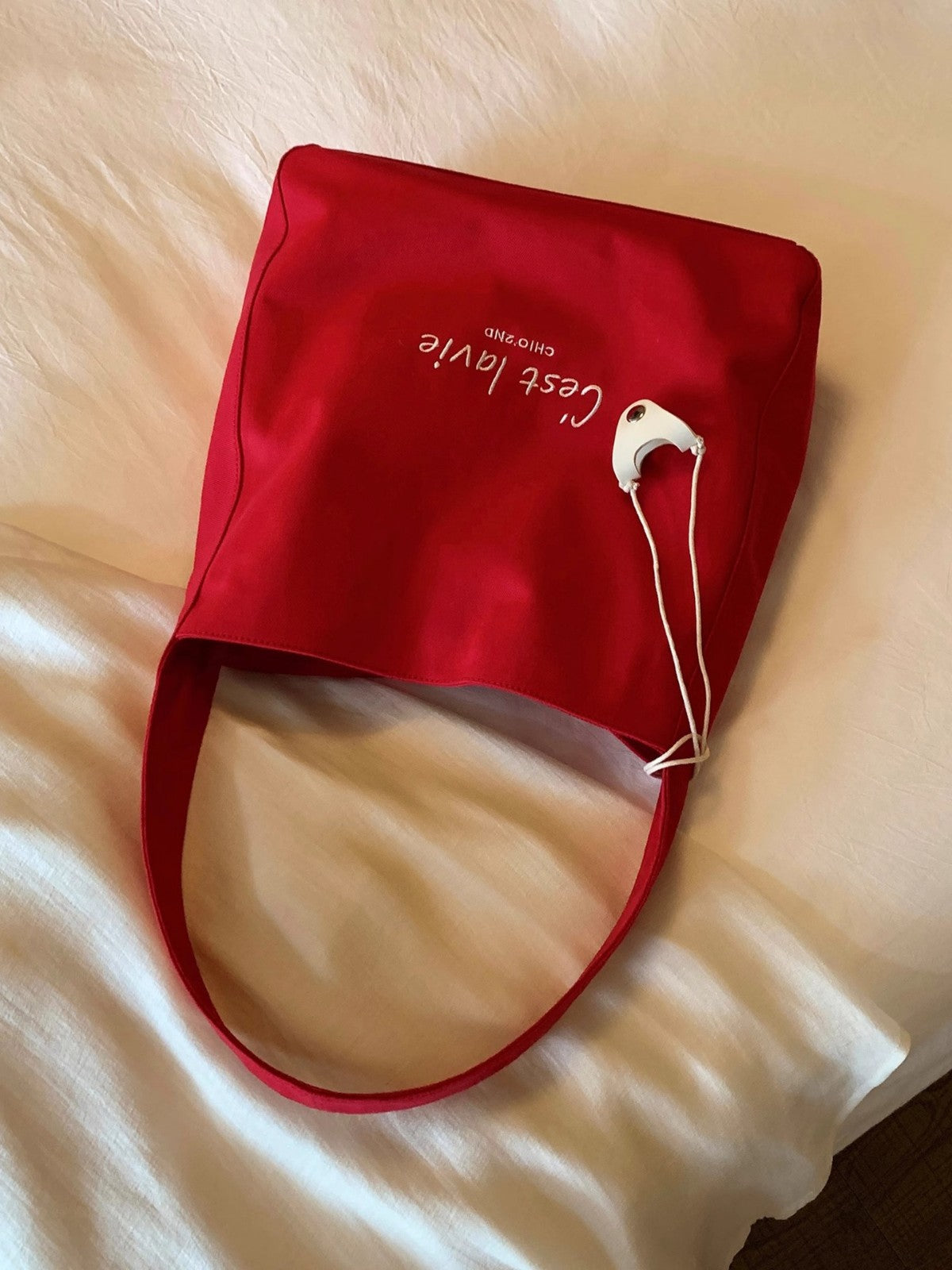 Women's South Wind Neon Sweetheart Red Canvas Bags
