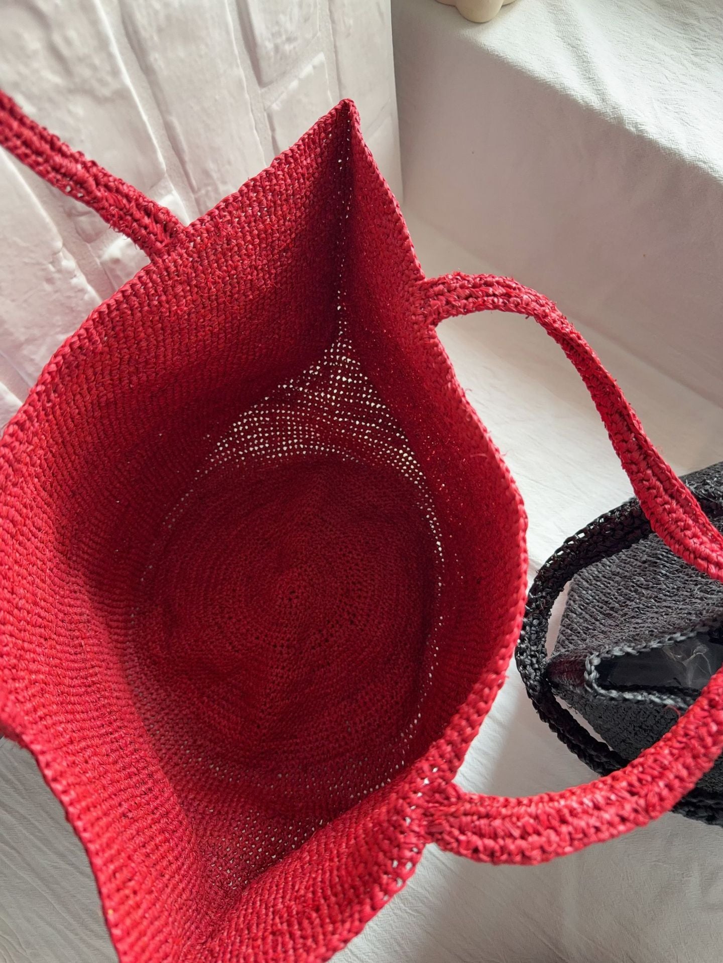 Women's Simple Elegant Handmade Straw Natural Raffia Versatile Large Capacity Women's Messenger Bag