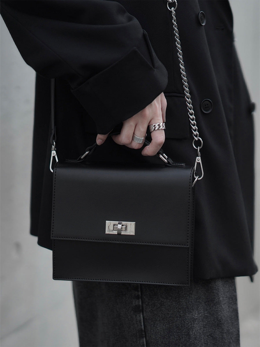 Slouchy Metal Chain Niche Black Mobile Men's Messenger Bag