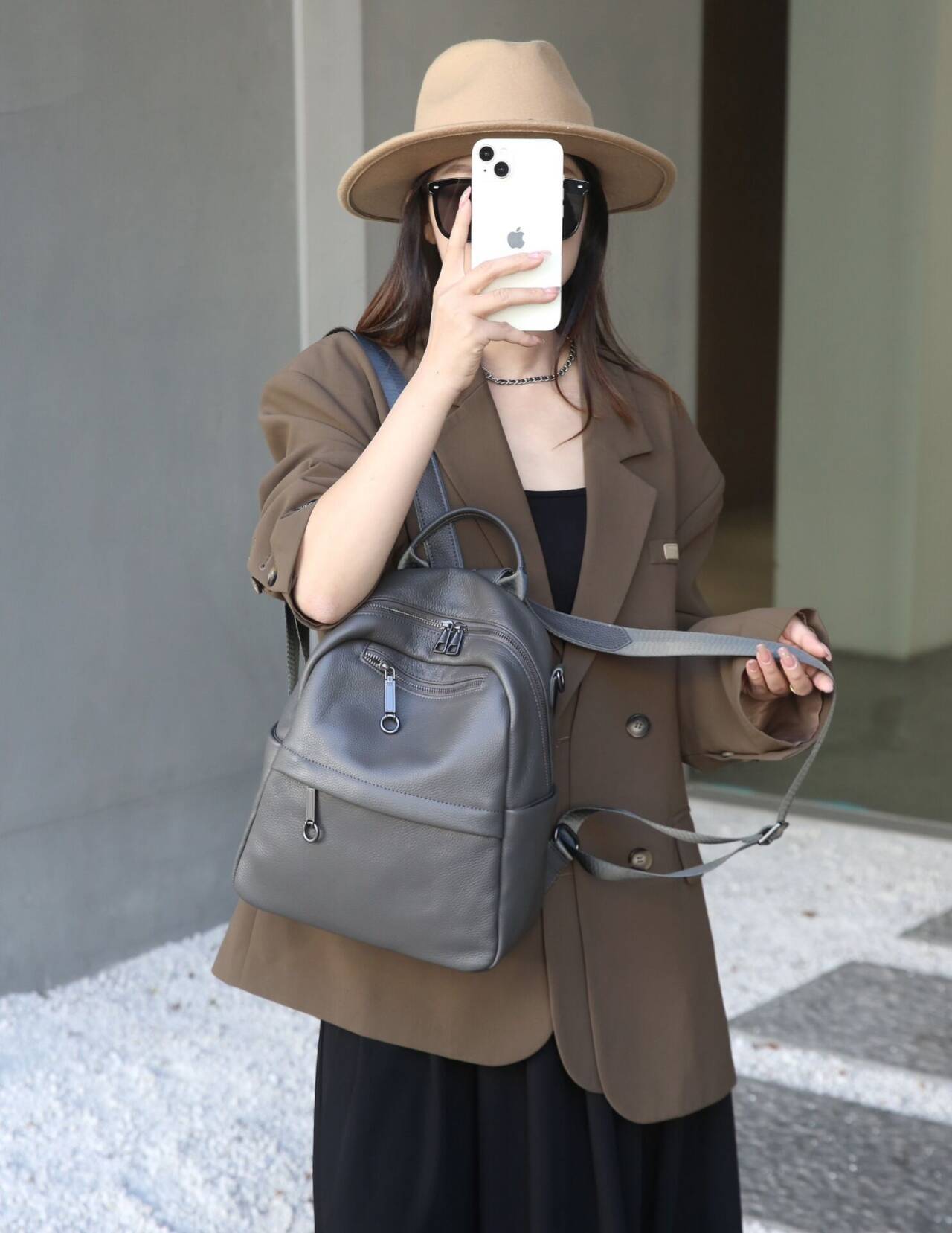 Women's Authentic Leather Tactile Feel Simple Daily Women's Backpack