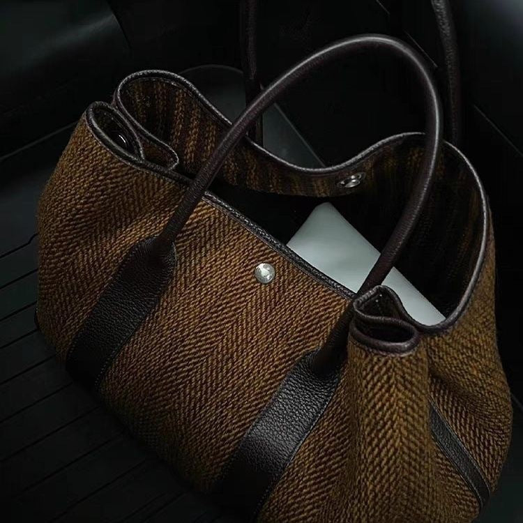 Women's Niche Designer Fashionable Temperament Woolen Big Women's Shoulder Bag