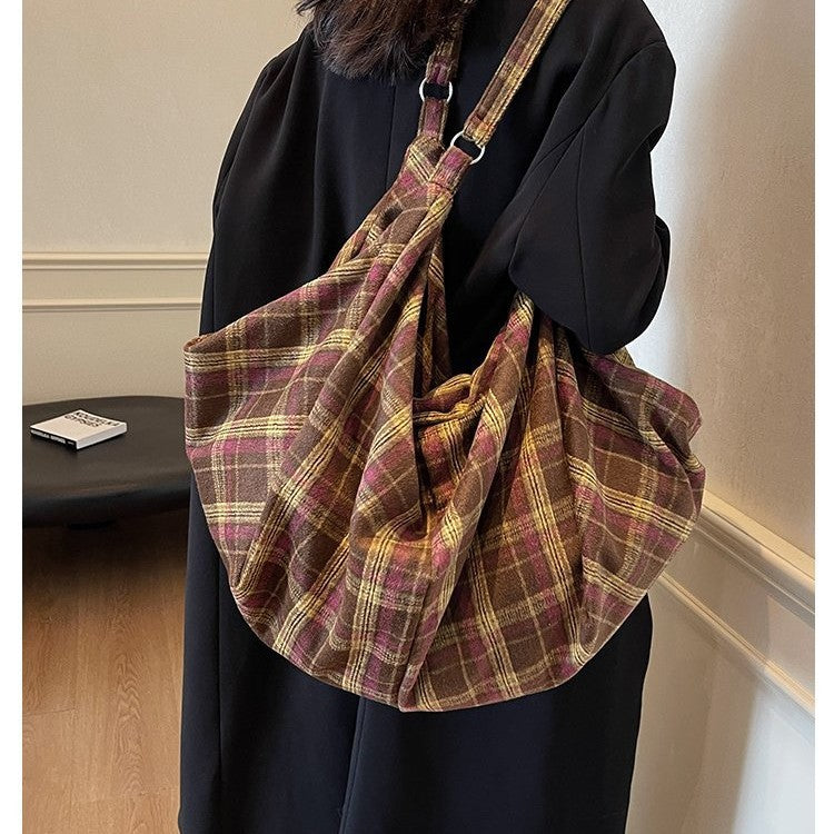 Women's Popular Versatile Textured Woolen Underarm Canvas Bags