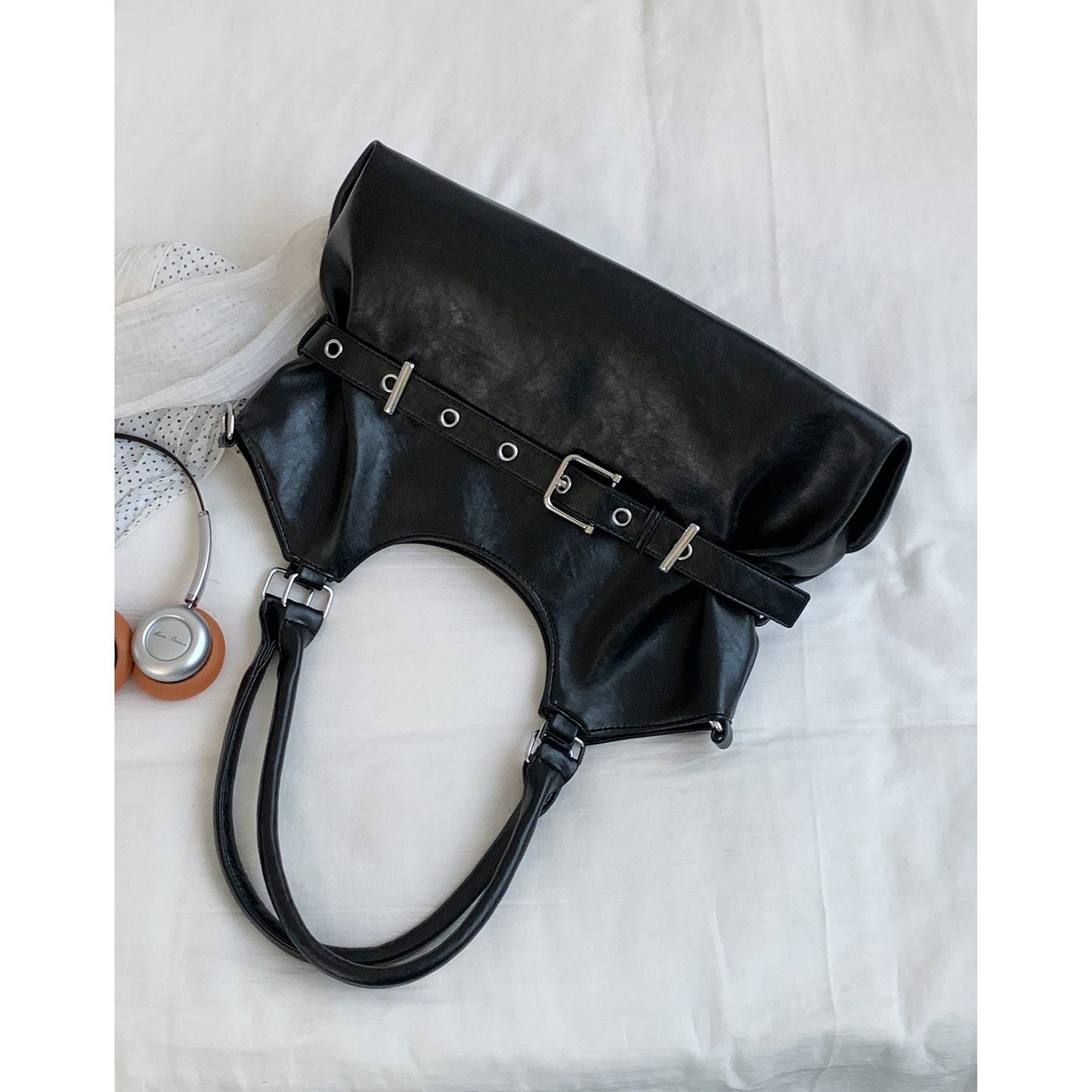 Women's Korean Style Large Capacity Commuter Simple Tote Bag