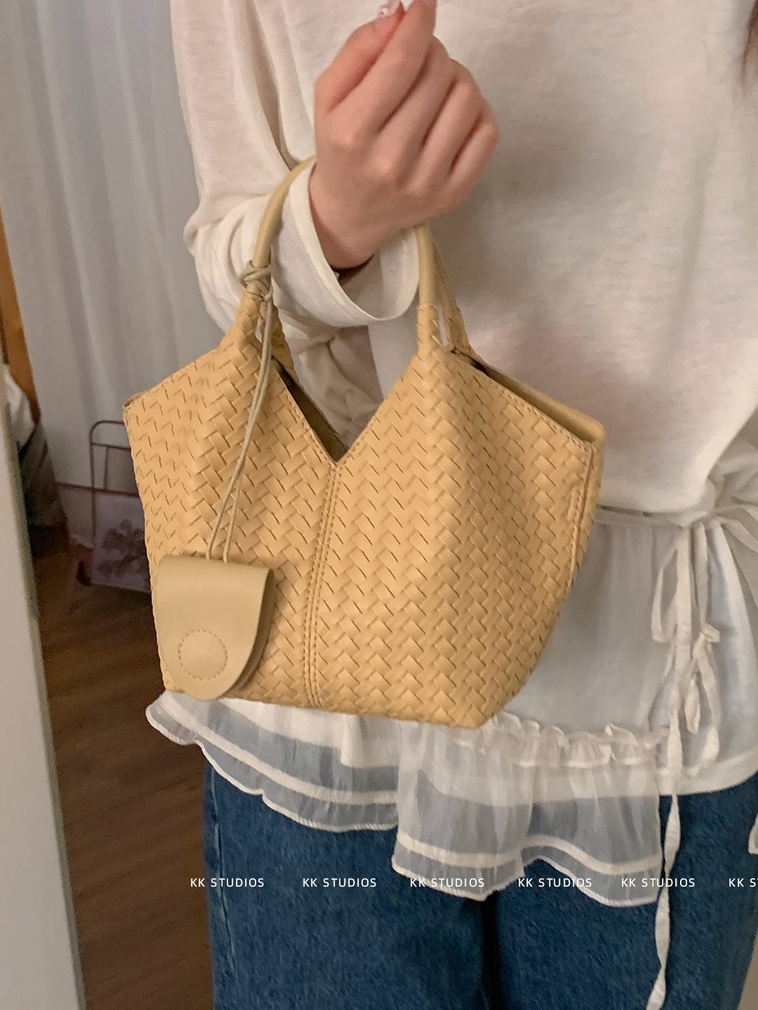 Women's Texture Large Capacity Simple Woven Vegetable Tote Bag