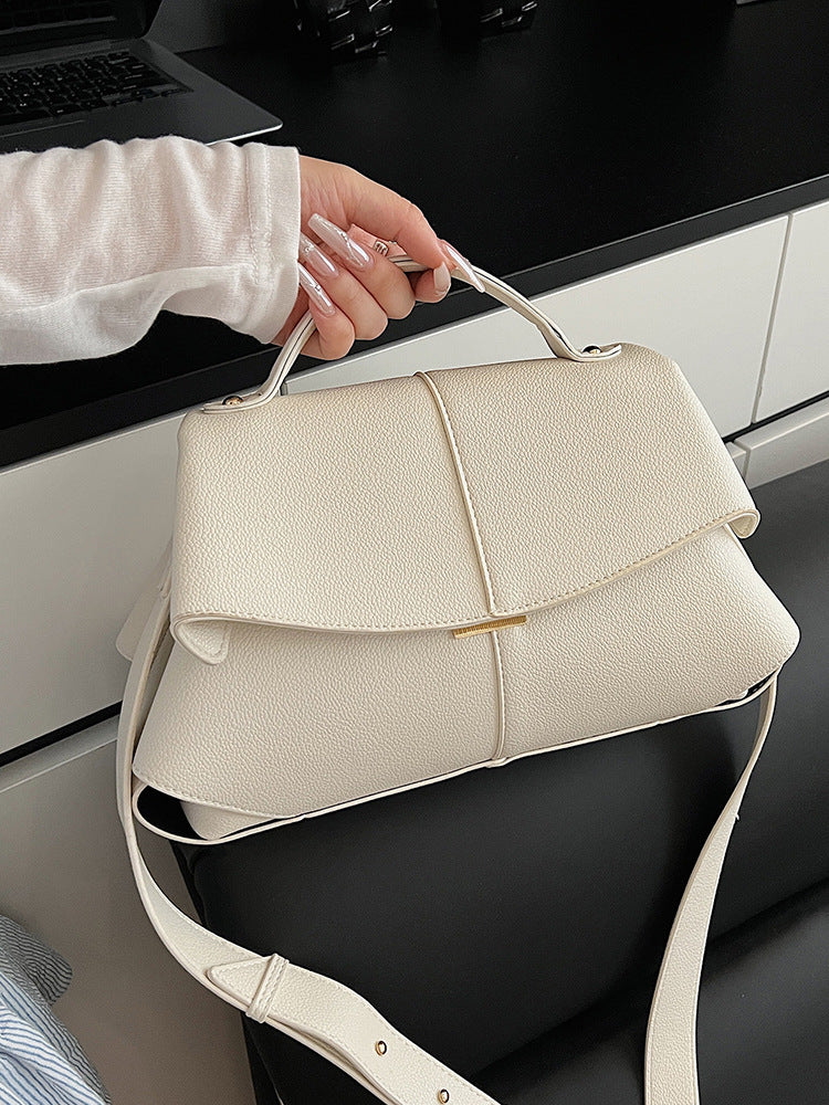 Women's Niche Smile Pleated Fashion Hand Large Bags