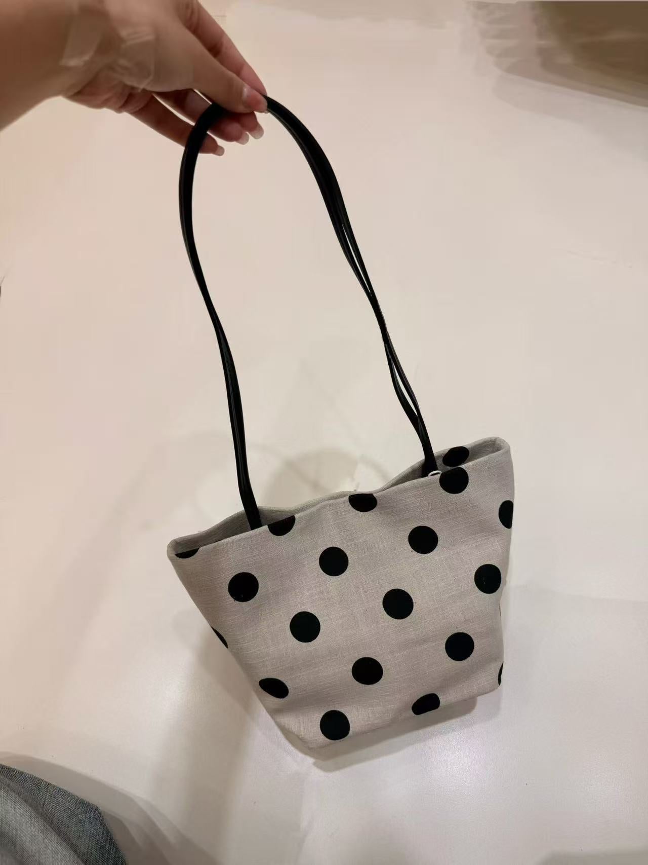 Classic Trendy Versatile Cloth Design Dot Women's Shoulder Bag