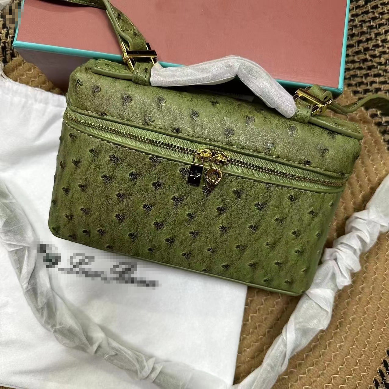 Ostrich Grain Lunch Box Vintage Upscale Women's Messenger Bag