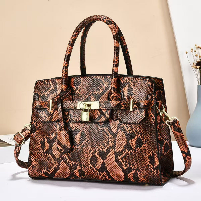 Women's Large Capacity Retro Easy Matching Fashion Handbags