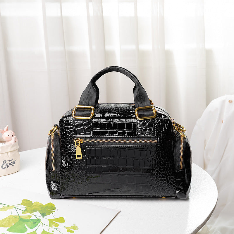 Women's Crocodile Pattern Patent Leather High-grade Fashion Shiny Light Bags