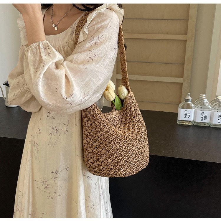 Women's Straw Weaving Hollow Seaside Beach Vacation Idle Style Bags