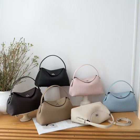 Women's Black Large Capacity High-grade First Layer Handbags