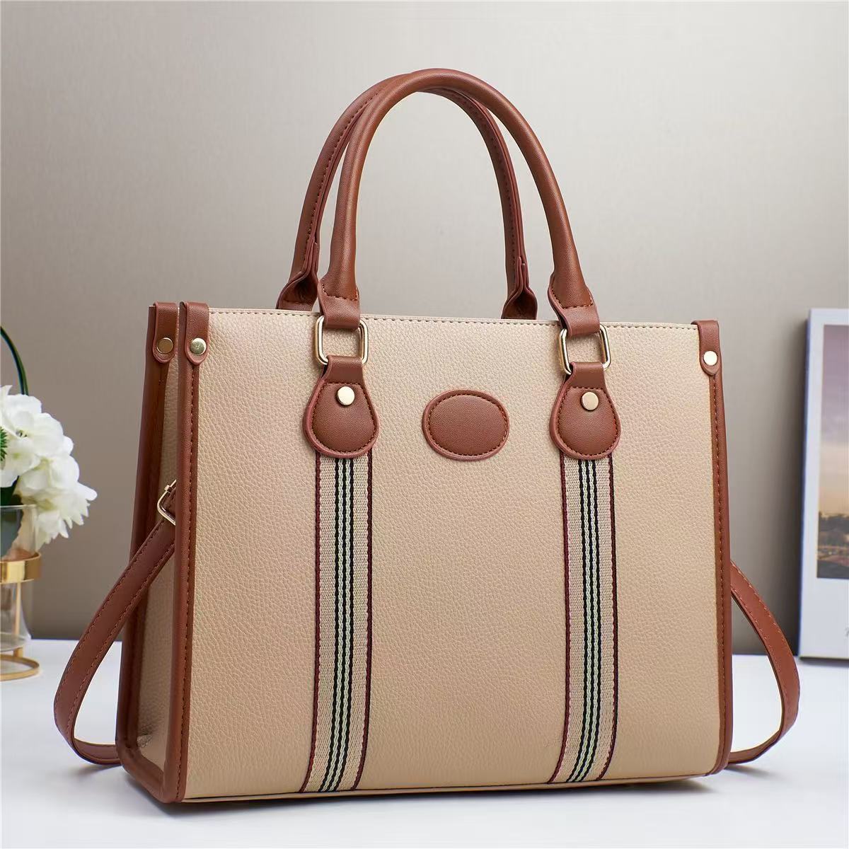 Women's Mom Fashionable Elegant Large Capacity Textured Tote Bag
