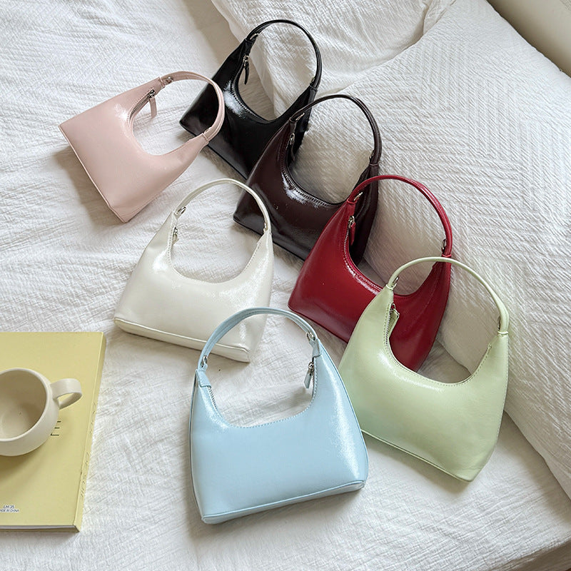Niche Solid Color Underarm Baguette High-grade Patent Leather Korean Style Women's Shoulder Bag