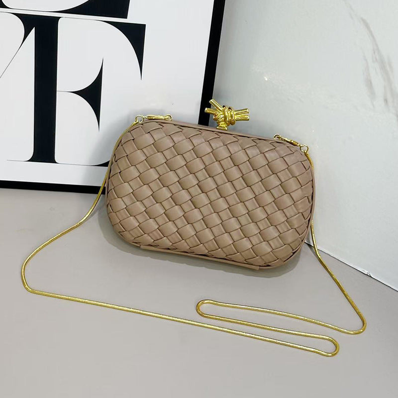 Women's Hand-woven Metal Chain Light Luxury Banquet Women's Shoulder Bag