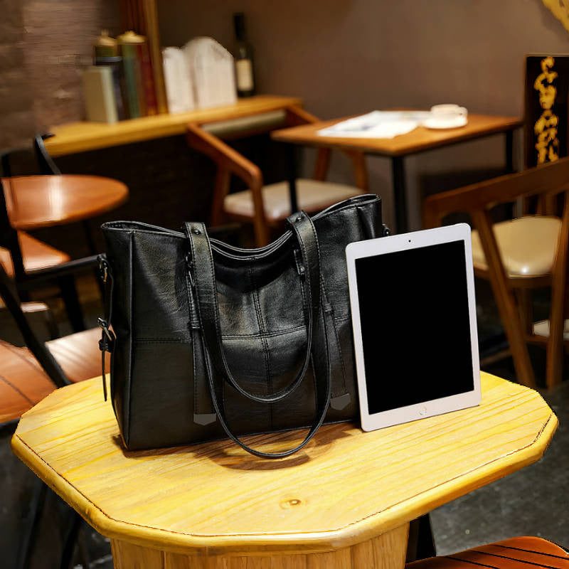 Women's Soft Leather Underarm Fashionable Large Capacity Women's Handbag